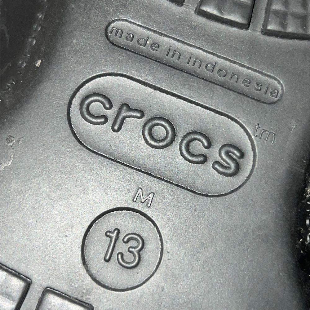 CROCS 🩴 LK NW VEGAN BLACK VENTED HEEL STRAP NON-SLIP SOLES CLOGS SHOES Men’s 13 - Picture 11 of 11